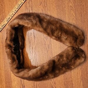 Fur Collar - Wear it. Craft it.